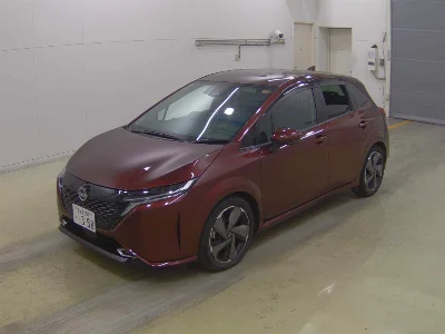 NISSAN AURA