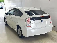 Цена авто Toyota Prius с аукционов Японии, номер кузова ZVW30, пробег 65 000, оценка 2