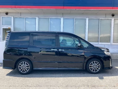 Статистика аукционов Toyota Voxy