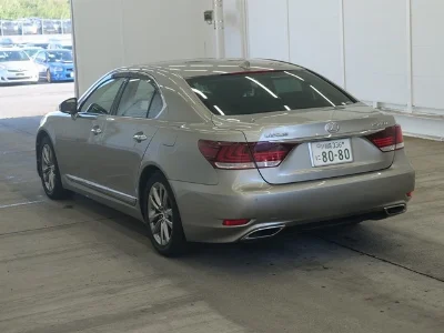 LEXUS LS