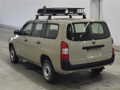 TOYOTA SUCCEED