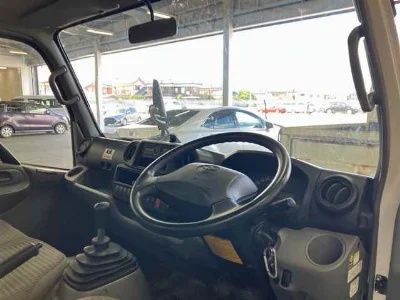 TOYOTA DYNA