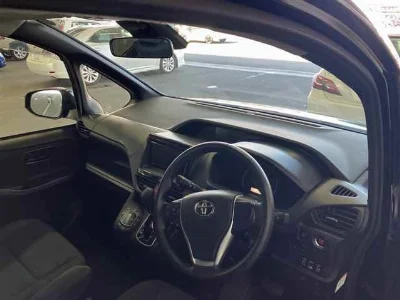 Статистика аукционов Toyota Noah