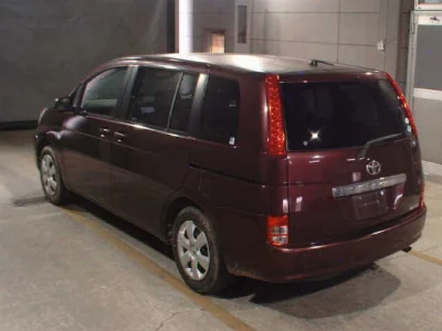 TOYOTA ISIS