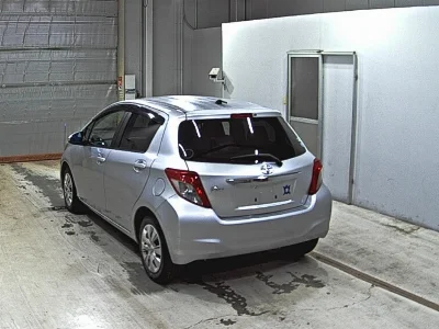 TOYOTA VITZ
