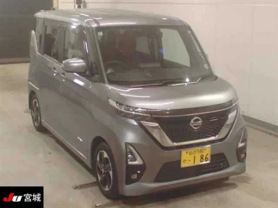 NISSAN ROOX
