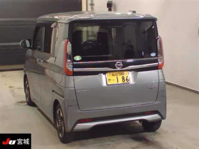 NISSAN ROOX