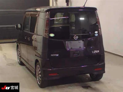 NISSAN ROOX