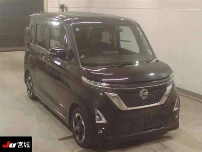 NISSAN ROOX