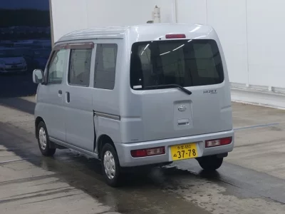 DAIHATSU HIJET VAN