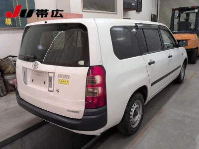 TOYOTA SUCCEED