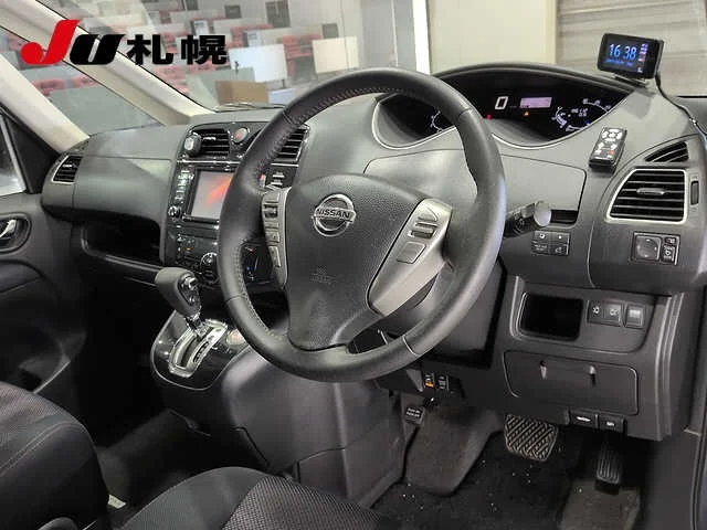Nissan Serena  с аукциона в Японии