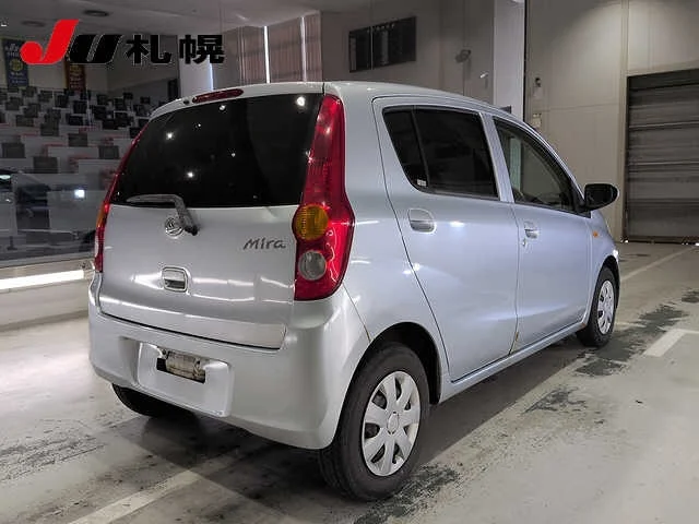 Daihatsu Mira  с аукциона в Японии