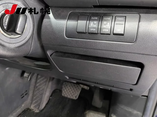 Mazda MPV  с аукциона в Японии