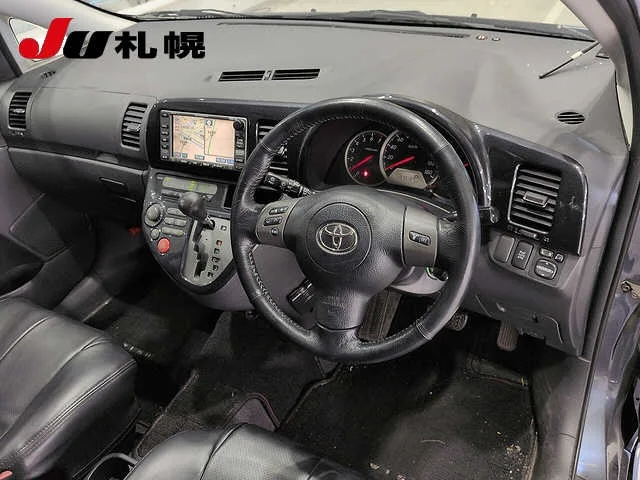Toyota Wish  с аукциона в Японии