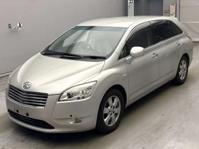 TOYOTA MARK X ZIO