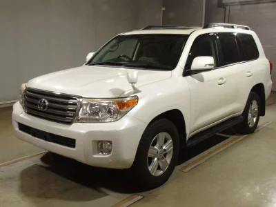 Toyota Land Cruiser AX 4WD
