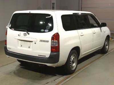 TOYOTA SUCCEED