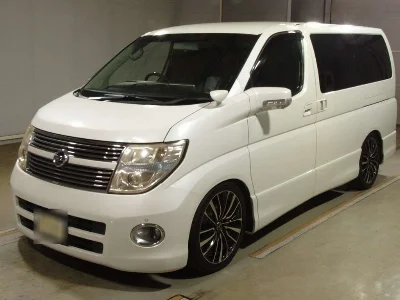 NISSAN ELGRAND