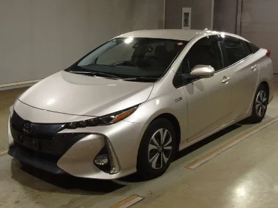 TOYOTA PRIUS PHV