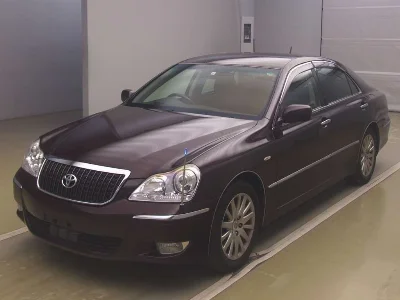 TOYOTA CROWN MAJESTA