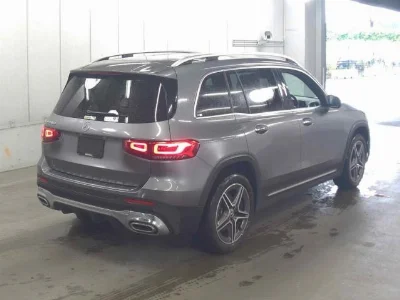 MERCEDES BENZ GLB
