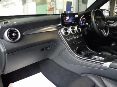 MERCEDES BENZ GLC