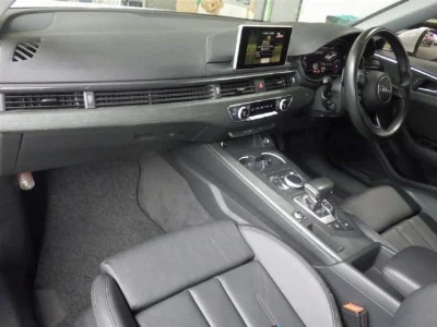 AUDI A4 AVANTE