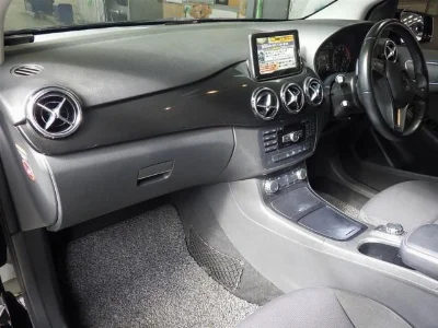 MERCEDES BENZ B CLASS