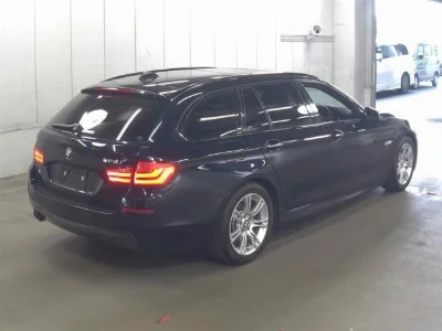 BMW 5 SERIES