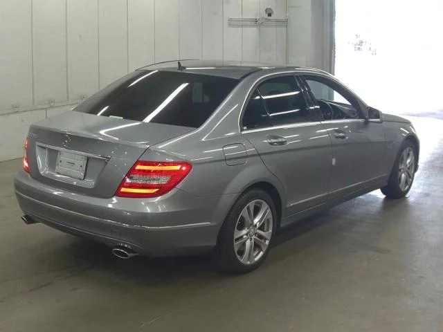Mercedes-Benz C-Class  с аукциона в Японии