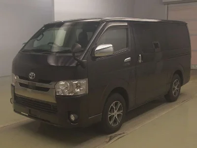 TOYOTA REGIUS VAN
