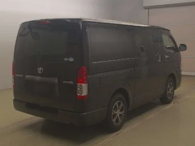 TOYOTA REGIUS VAN