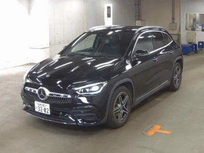 MERCEDES BENZ GLA