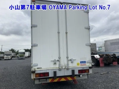 ISUZU GIGA
