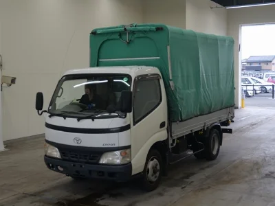 TOYOTA DYNA