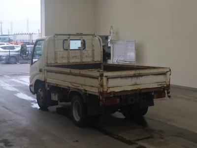 TOYOTA DYNA
