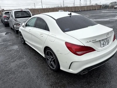 MERCEDES BENZ CLA