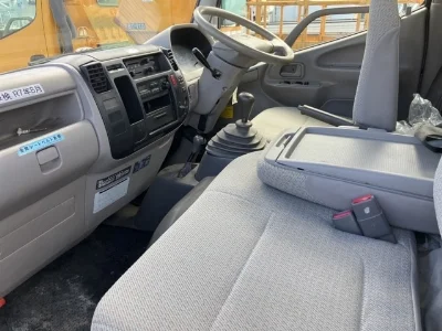 TOYOTA DYNA