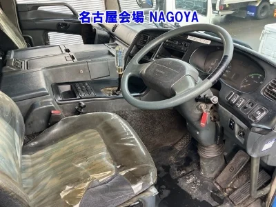 MITSUBISHI FUSO