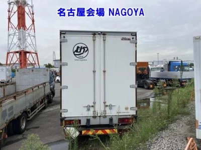 NISSAN UD