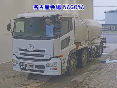 NISSAN UD