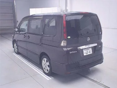 NISSAN SERENA