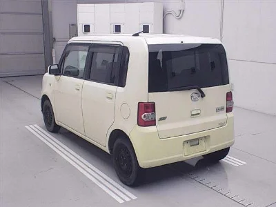 DAIHATSU MOVE CONTE