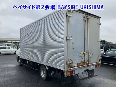 MITSUBISHI CANTER
