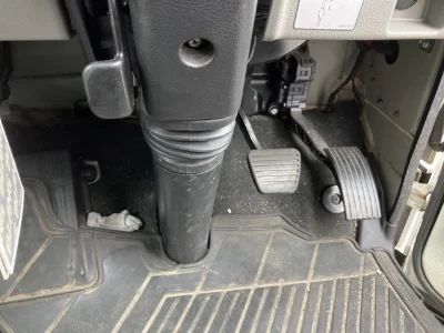 MITSUBISHI CANTER