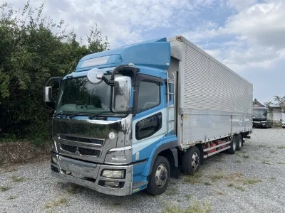 MITSUBISHI FUSO SUPER GREAT