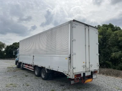 MITSUBISHI FUSO SUPER GREAT