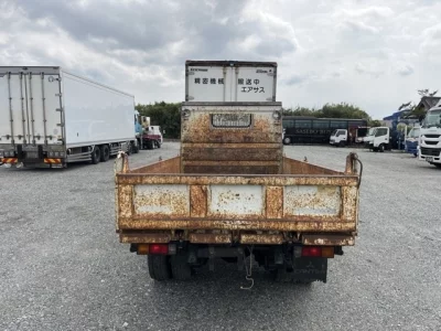 MITSUBISHI CANTER