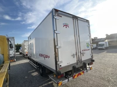 MITSUBISHI FUSO FIGHTER